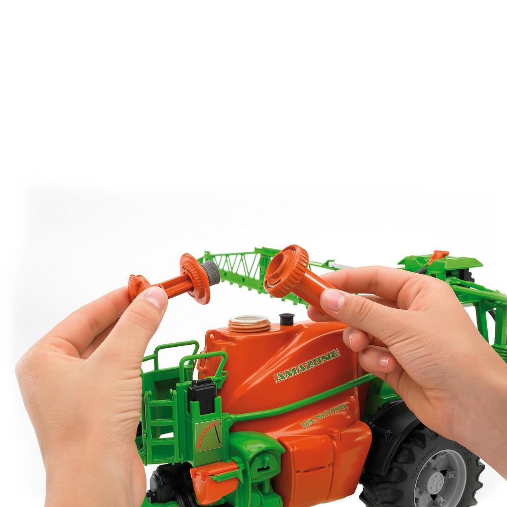 Bruder Amazone Anhängefeldspritze UX 5200